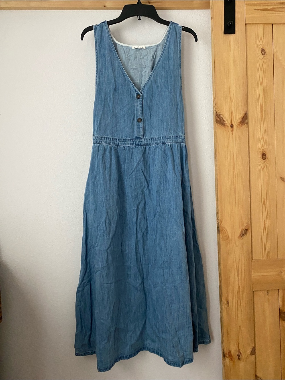 Neuflora Light Blue Denim V-Neck Sleeveless Maxi Dress
